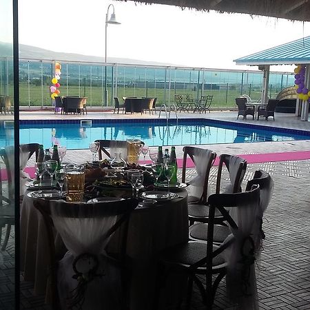 Vanilla Sky Georgia Hotel Natakhtari Kültér fotó