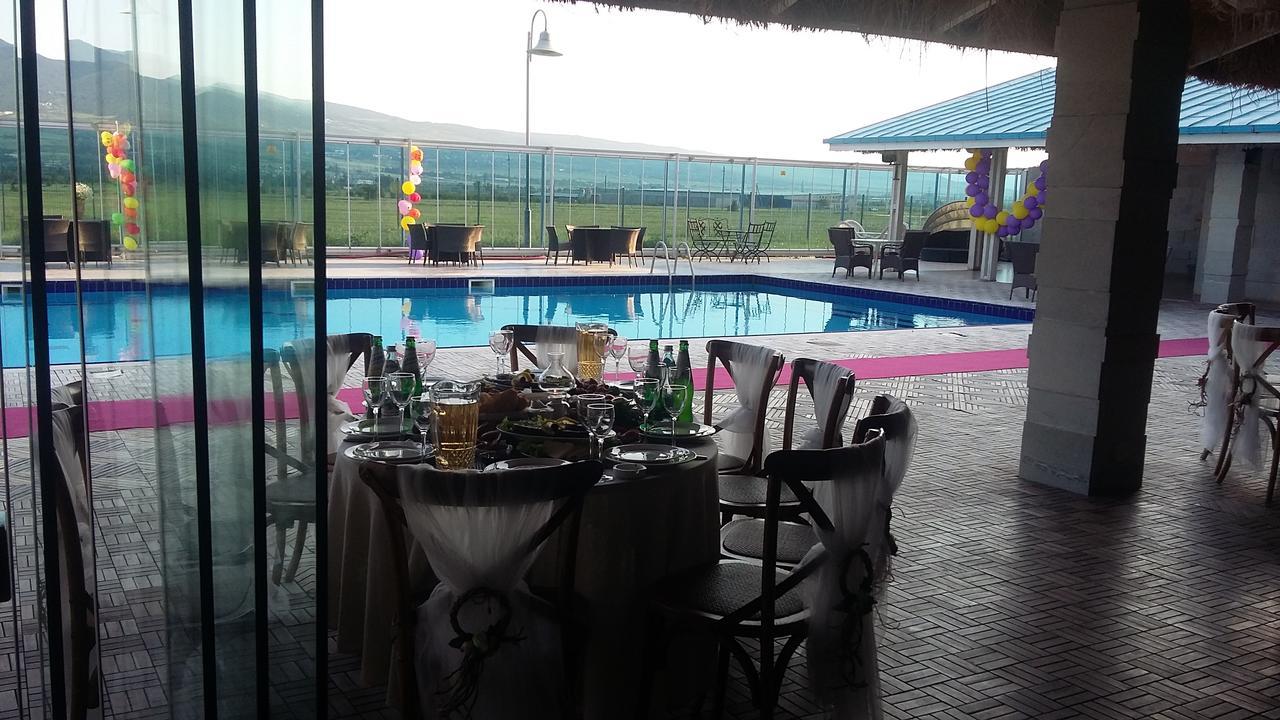 Vanilla Sky Georgia Hotel Natakhtari Kültér fotó